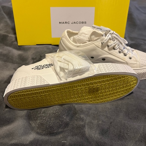 Marc Jacobs White Canvas Sneakers - Picture 3 of 5